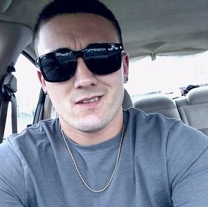 Meet your Posher, Ethan